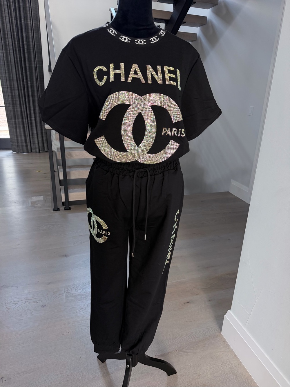 Black Logo Track Joggers and oversized tshirt size pantsuit tracksuit size M - Picture 6 of 10